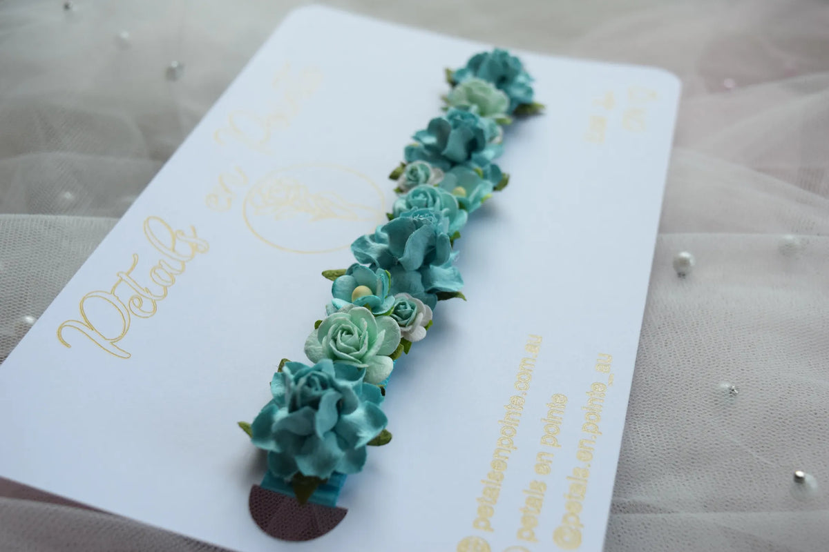 Aqua Dolce Bun Wrap - Petals en Pointe