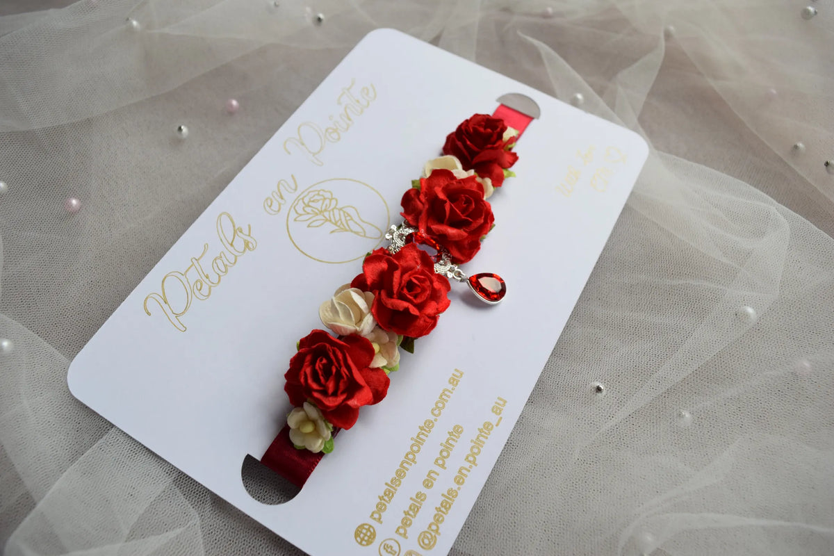 Crimson Éclat Bun Wrap - Petals en Pointe