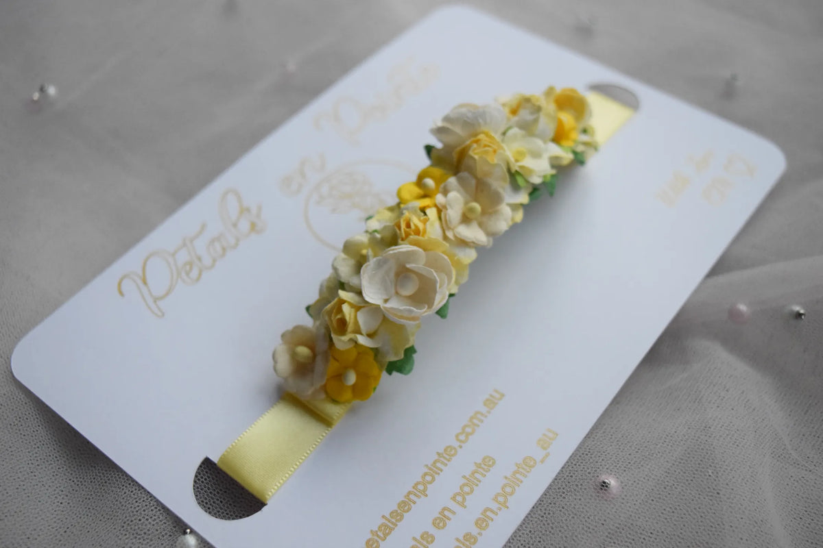 Golden Lumiere Bun Wrap - Petals en Pointe
