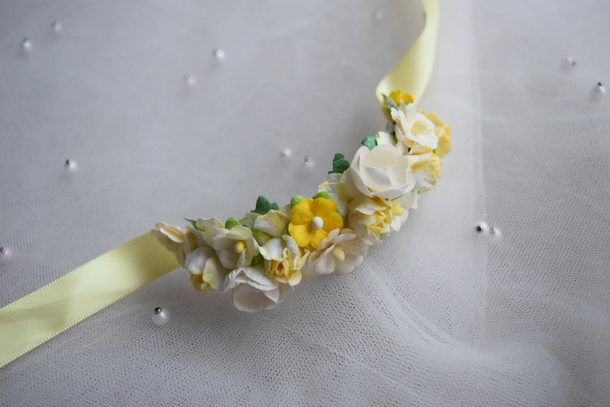 Golden Lumiere Bun Wrap - Petals en Pointe
