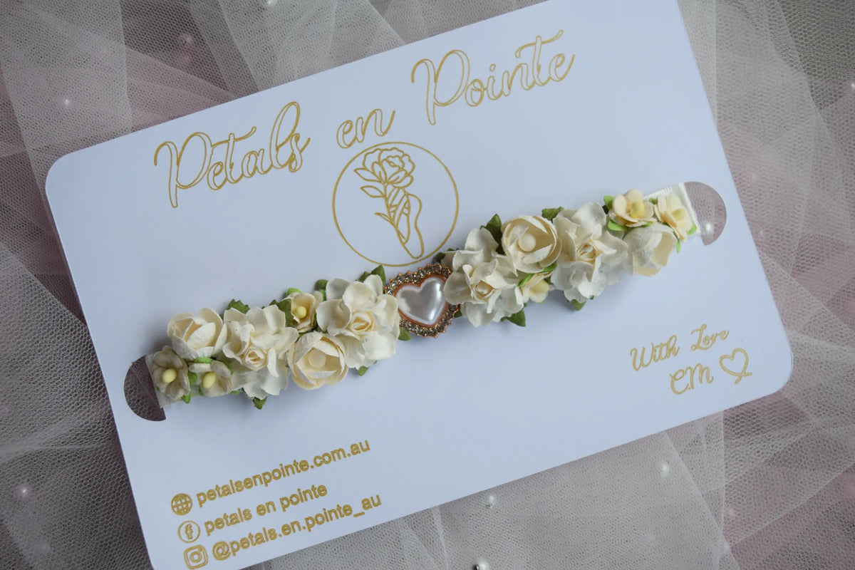 Ivory Amour Bun Wrap - Petals en Pointe