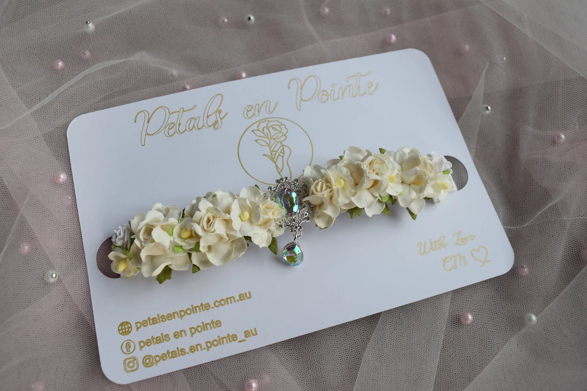 Ivory Opaline Heirloom Bun Wrap - Petals en Pointe