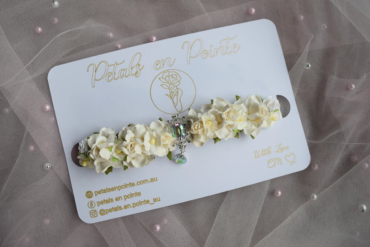 Ivory Opaline Heirloom Bun Wrap - Petals en Pointe