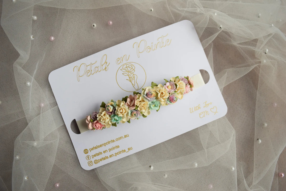 Ivory Pastelle Bun Wrap - Petals en Pointe
