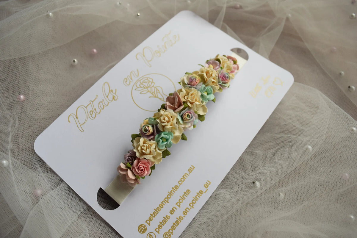 Ivory Pastelle Bun Wrap - Petals en Pointe