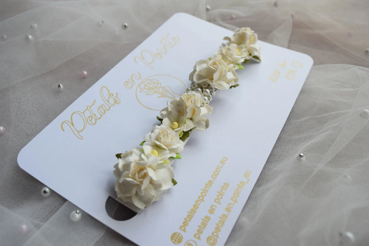 Ivory Pearl Couronne Bun Wrap - Petals en Pointe