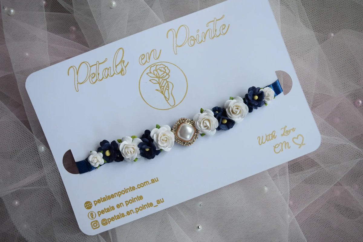 Midnight Serenade Bun Wrap - Petals en Pointe