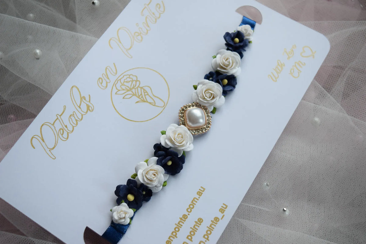 Midnight Serenade Bun Wrap - Petals en Pointe