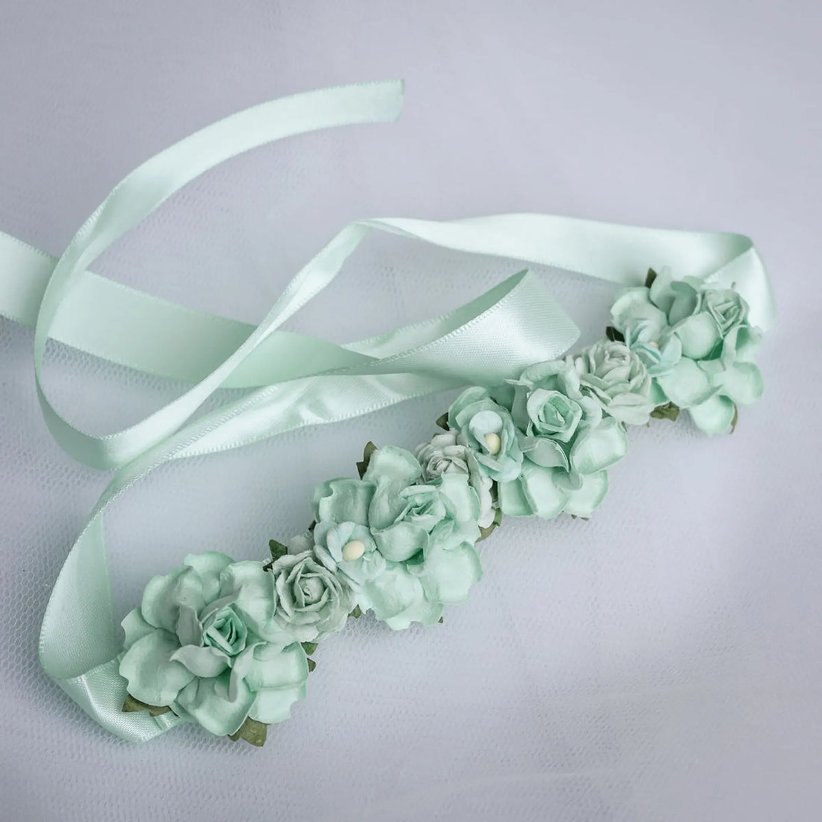 Mint Étude Bun Wrap - Petals en Pointe