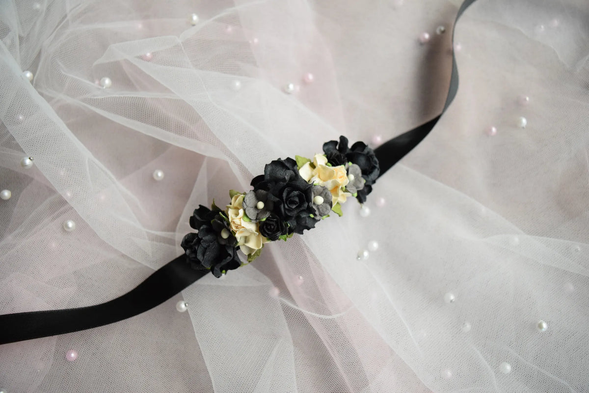 Noir Heirloom Bun Wrap - Petals en Pointe