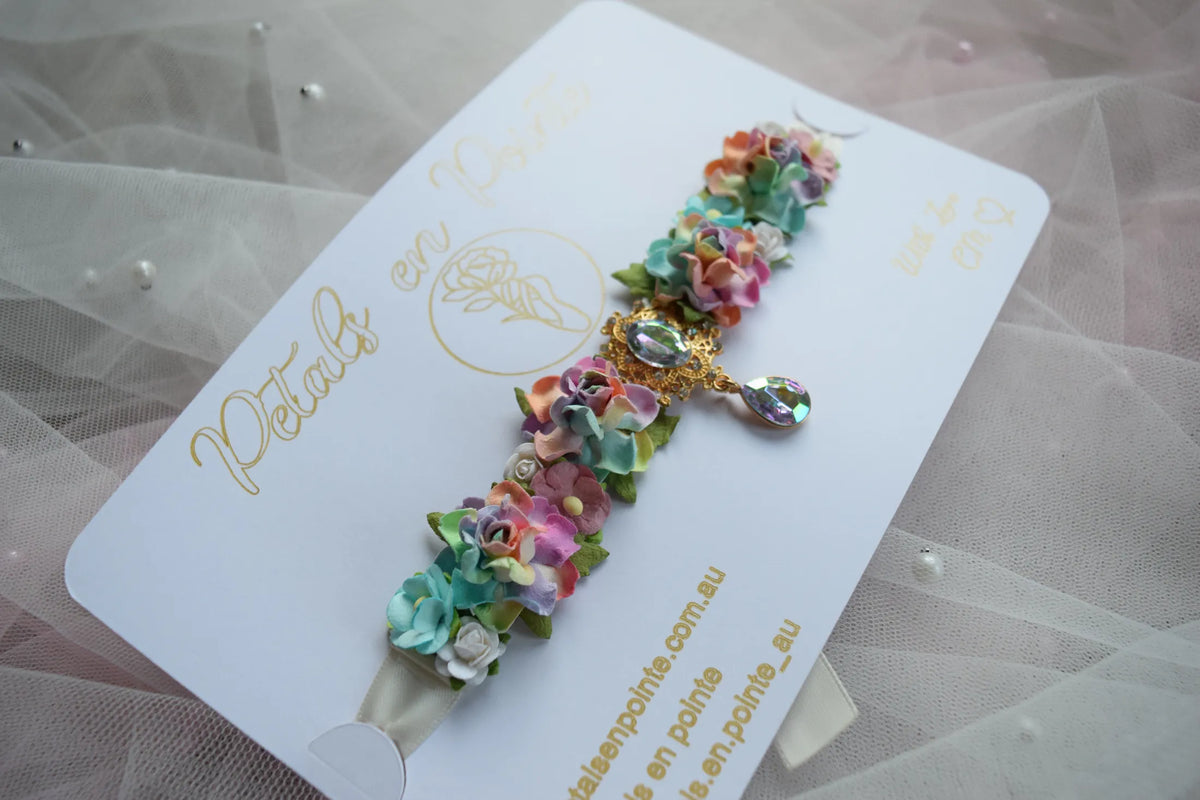 Pastel Harmonie Bun Wrap - Petals en Pointe