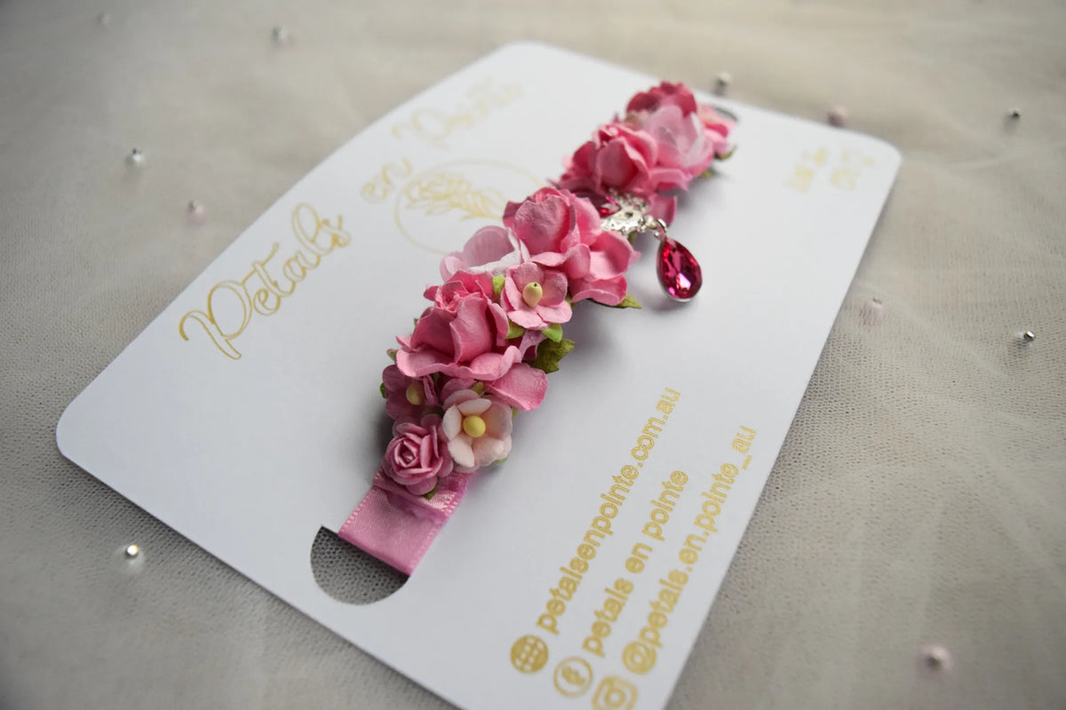 Rose Eclat Bun Wrap - Petals en Pointe