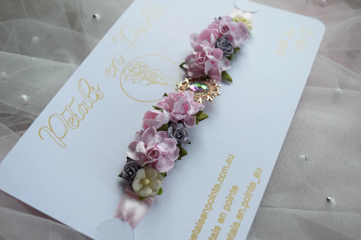 Rose Lumière Bun Wrap - Petals en Pointe